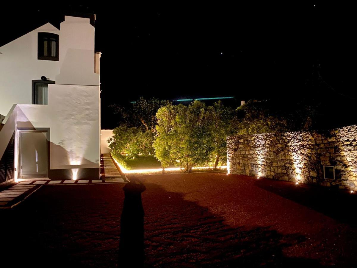 Nature & Sea - Casa Vinhateira East Duplex Caloura Esterno foto